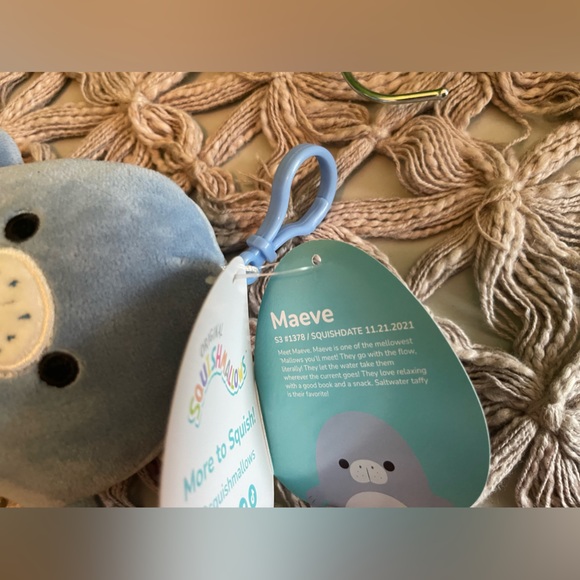 NWT Maeve the Manatee Clip Squishmallows 3" - Picture 5 of 6